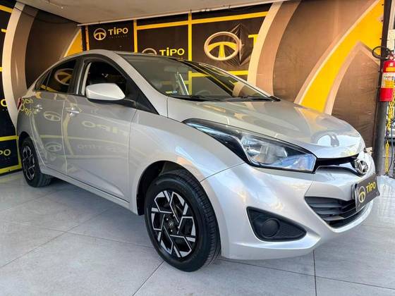 HYUNDAI HB20S 1.6 COMFORT PLUS 16V FLEX 4P MANUAL